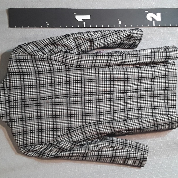 C30 Top Notch - Picture 3 of 3